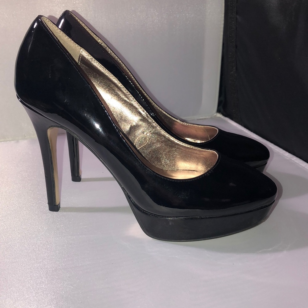 Steve Madden Classic Black High Heel Pumps